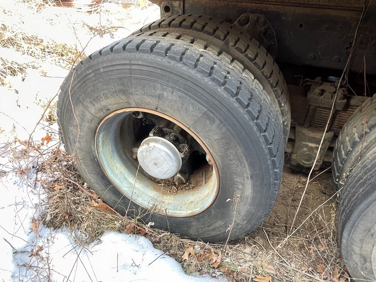 #13013-•-1977-ford-dump-truck-(has-wi-title)-image-55