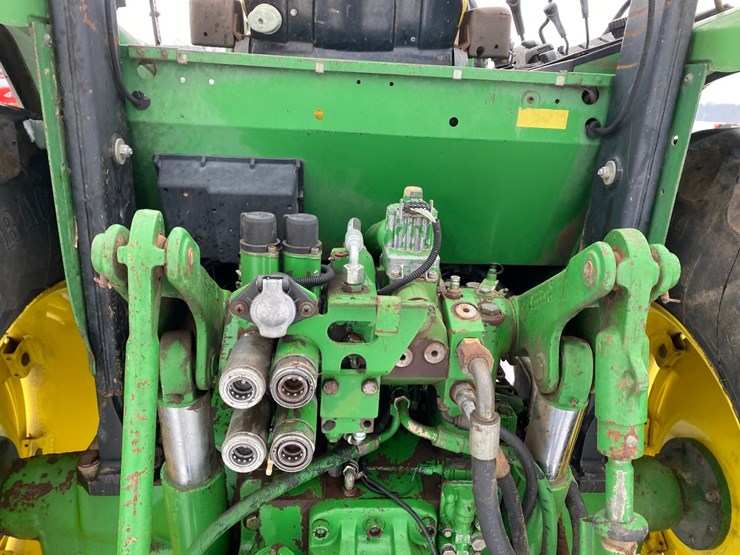 john-deere-6310-image-22