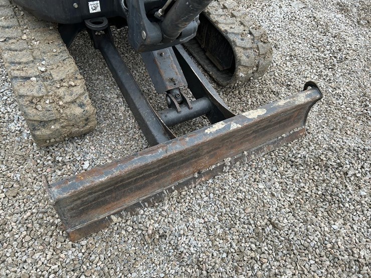 2021-bobcat-e26-image-11