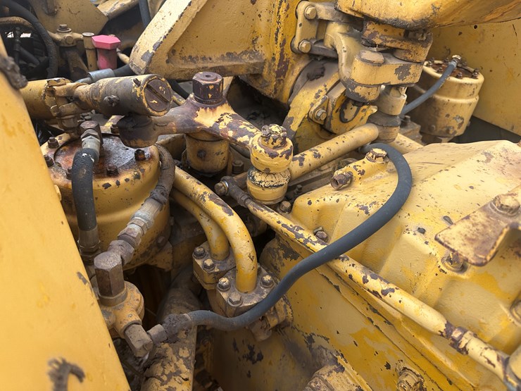 caterpillar-621b-image-31