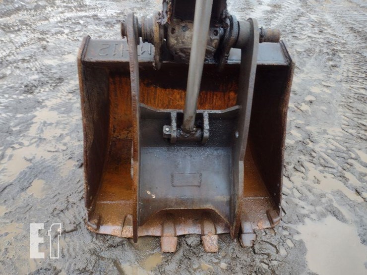 2019-deere-75g-image-14