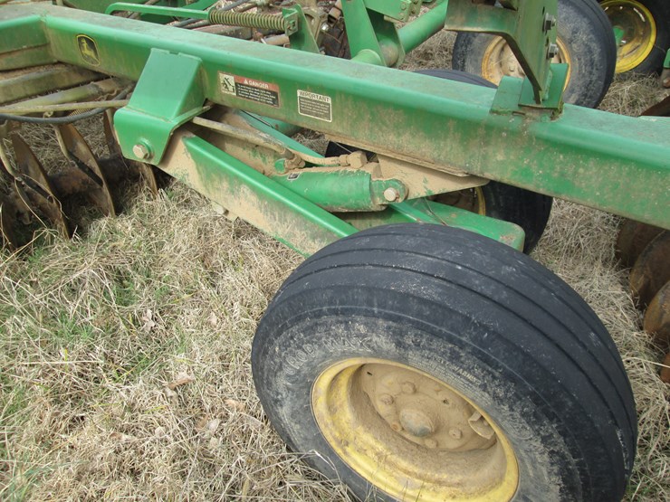 john-deere-637-image-7