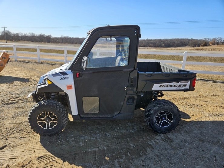 2016-polaris-ranger-image-2