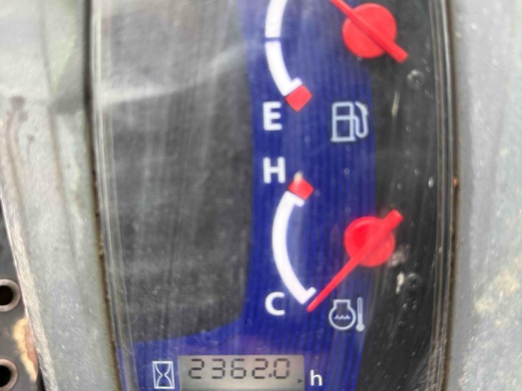 2022-kubota-ssv75-image-10