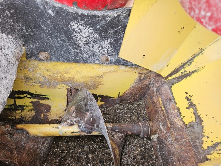 357-new-holland-357-image-22