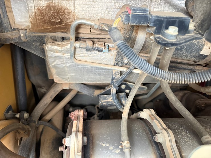 2015-deere-333e-image-27