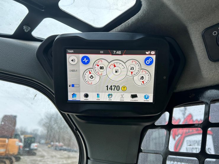 2022-bobcat-t66-image-21