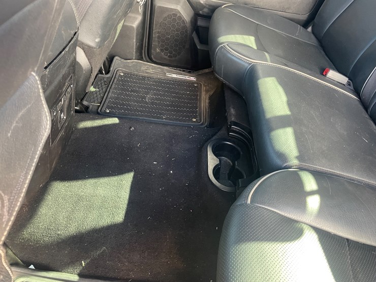 2018-dodge-2500-image-49