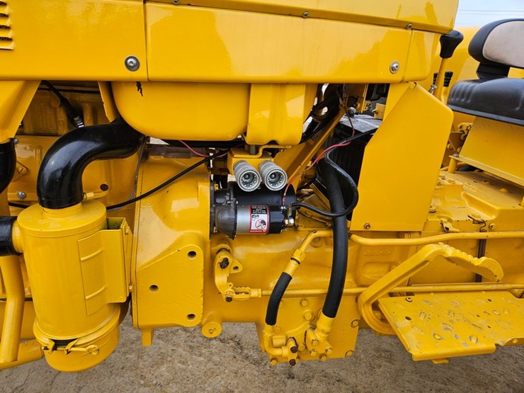 #47-•-international-2506-tractor-image-15