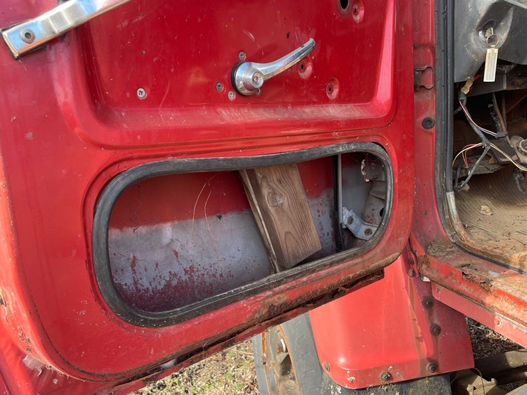 1986-ford-8000-image-79