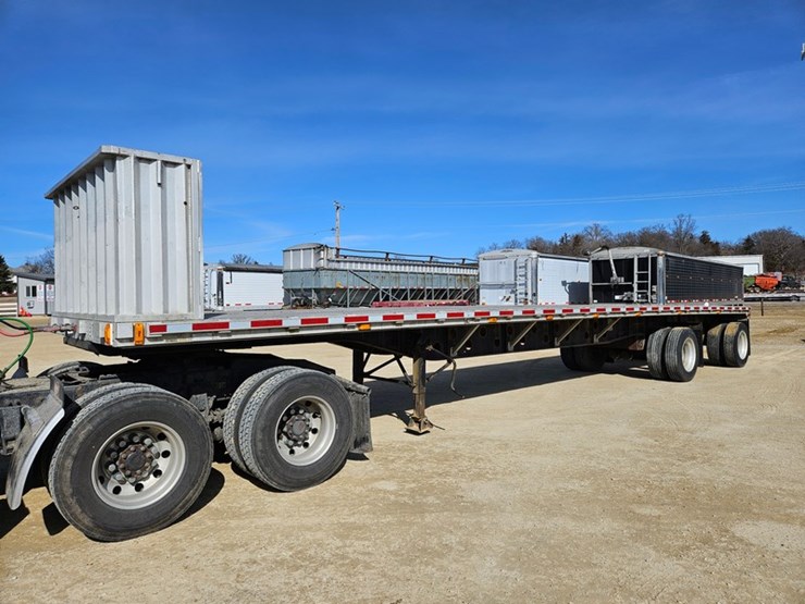 #94-•-1995-transcraft-45'-flat-bed-trailer-image-1