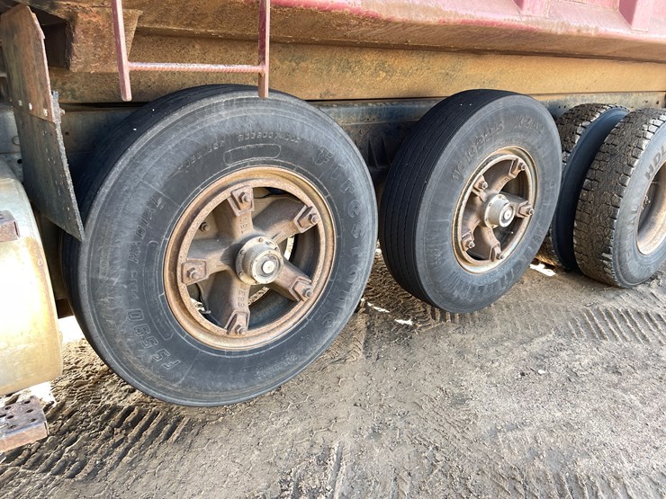 1994-ford-lts9000-image-46