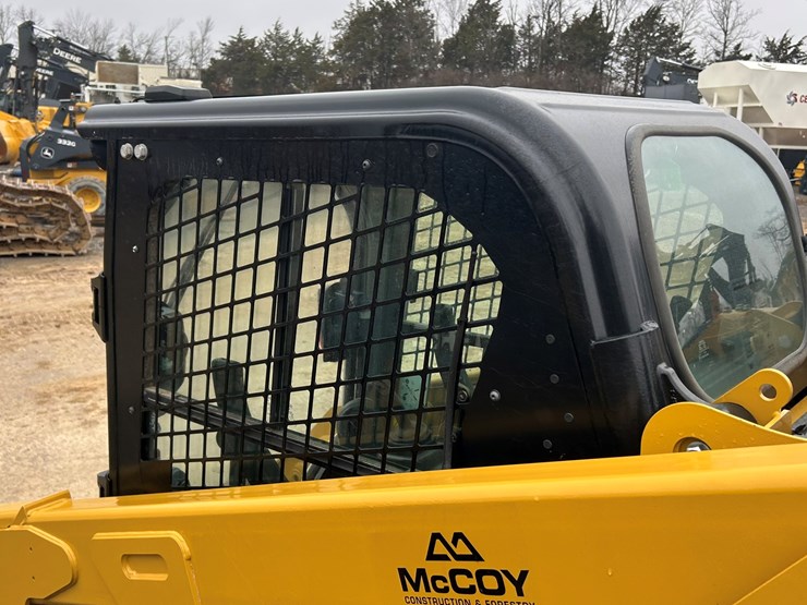 caterpillar-279d-image-32