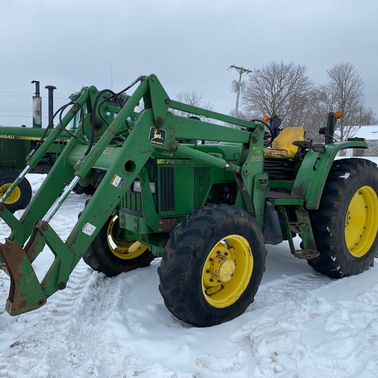 JOHN DEERE 6310