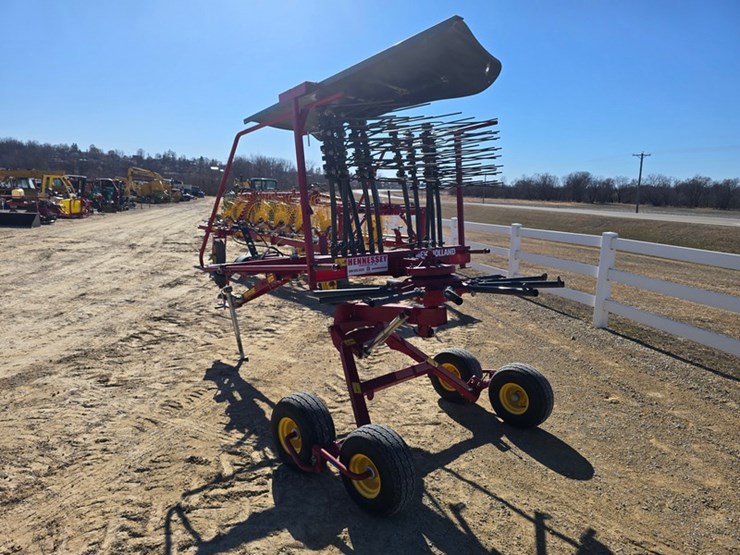 2015-new-holland-prorotor-3114-image-3