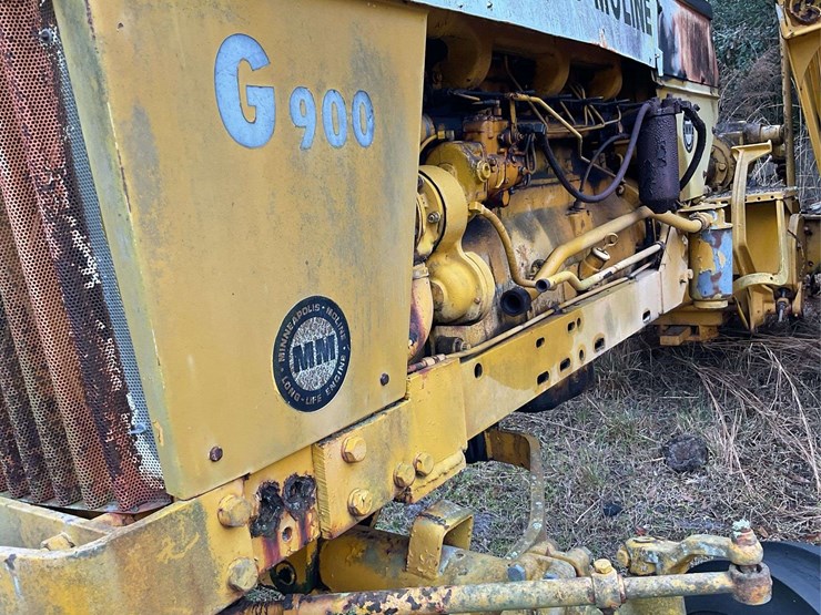 minneapolis-moline-g900-image-21