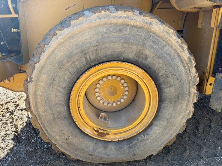 2012-caterpillar-950k-image-103