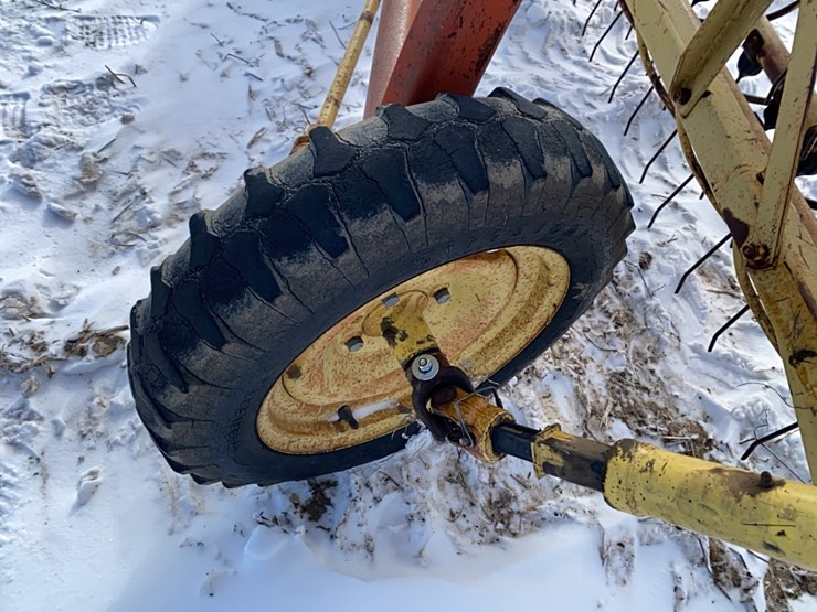 new-holland-260-image-20