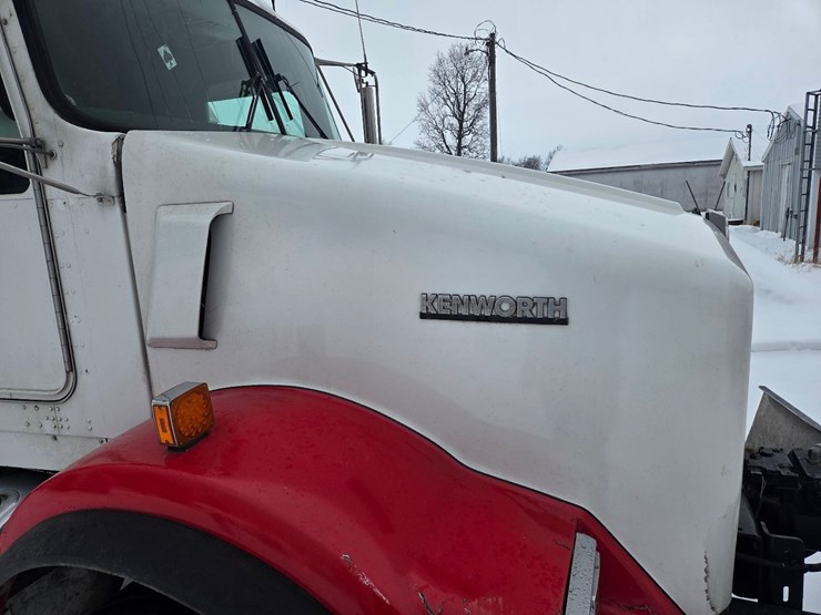 kenworth-t800-image-5