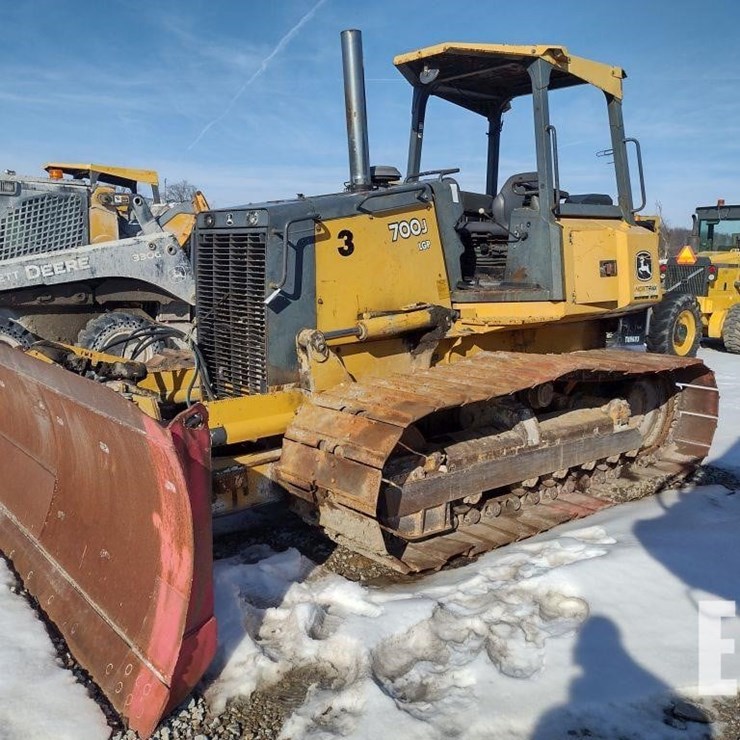 2007 DEERE 700J LGP