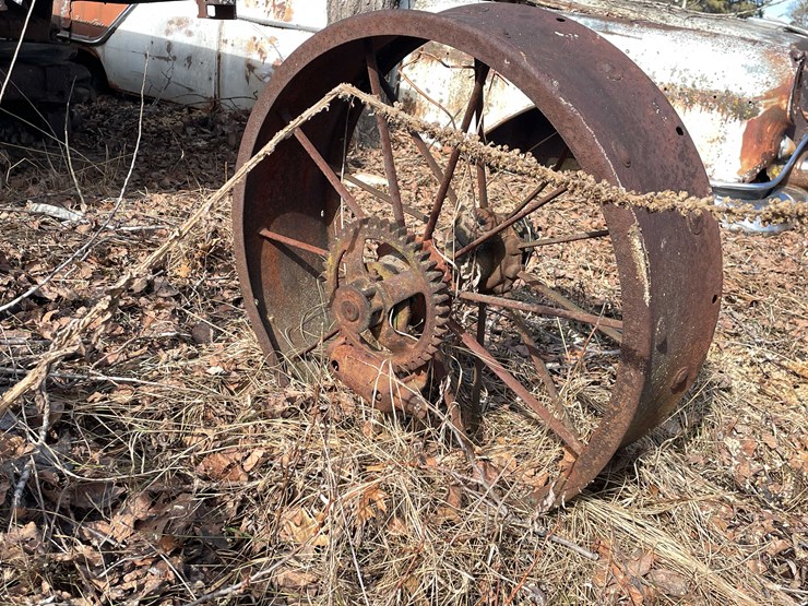 #13027-•-vintage-farming-equipment-image-3