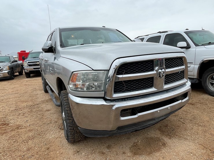 2014-dodge-2500-image-52
