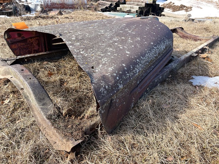 #13042-•-vintage-ford-hood-image-10