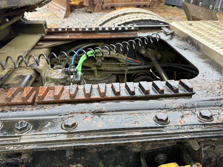 2007-caterpillar-c13-image-45