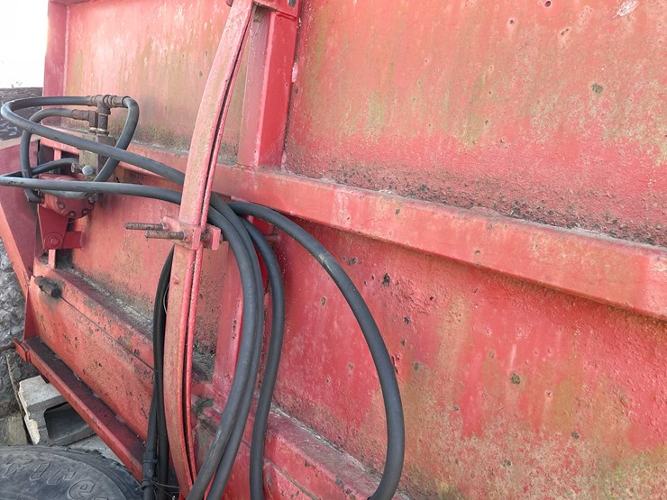 #13057-•-sander-gates-image-6