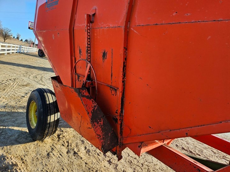 375-john-deere-1065-image-11