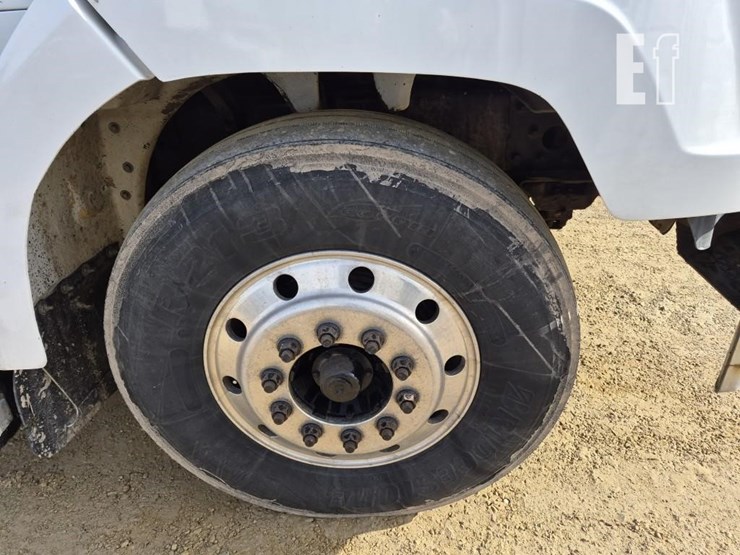 1994-western-star-semi-tractor-9209-image-11