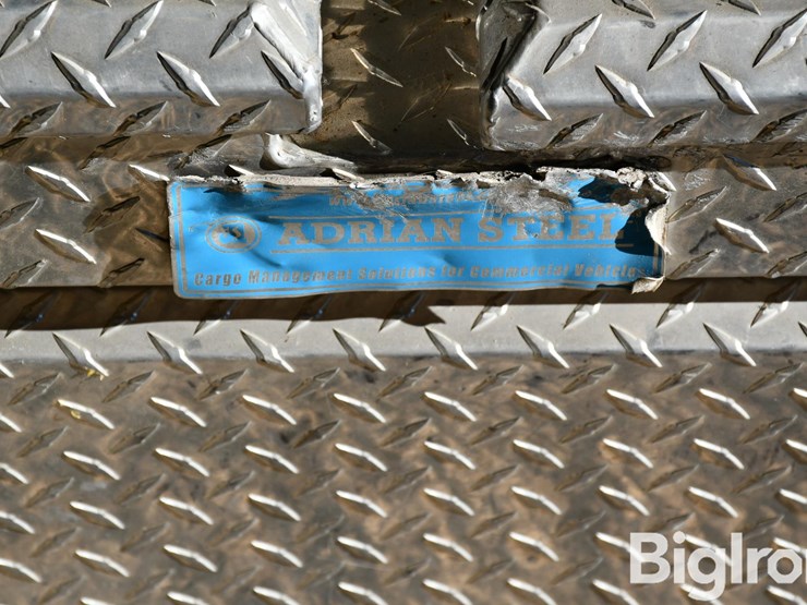 adrian-steel-truck-bed-toolbox-image-9