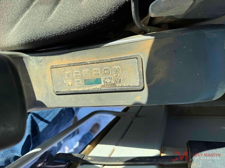 takeuchi-tb1140-image-29