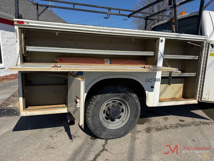 2003-ford-f250-image-18