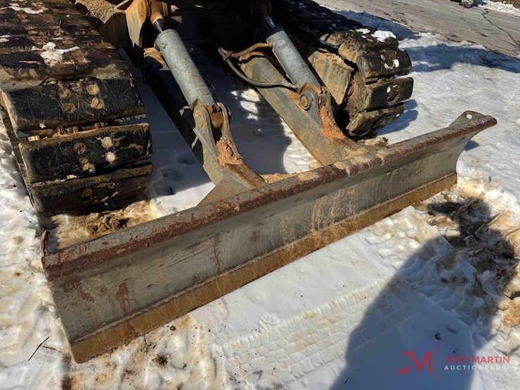 takeuchi-tb1140-image-12