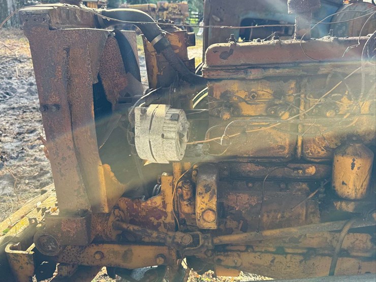 minneapolis-moline-diesel-parts-tractor-image-8