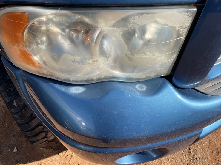 2004-dodge-1500-image-11