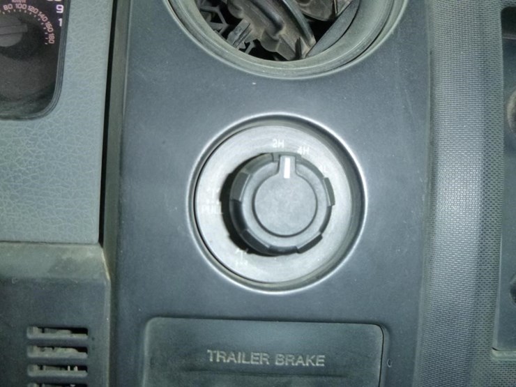 2012-ford-f150-image-12