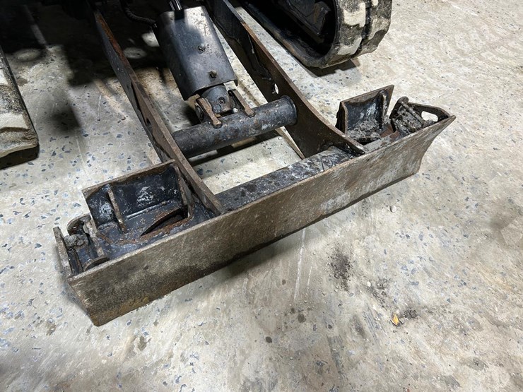 2021-bobcat-e20-image-10