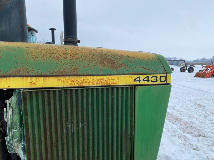 john-deere-4430-image-12
