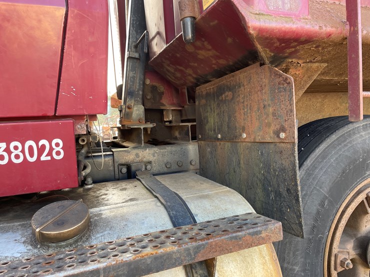 1994-ford-lts9000-image-19