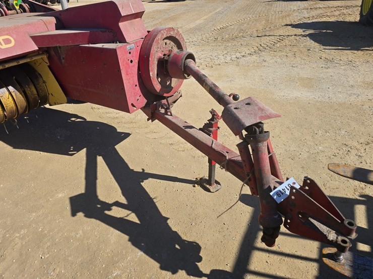 new-holland-273-image-8