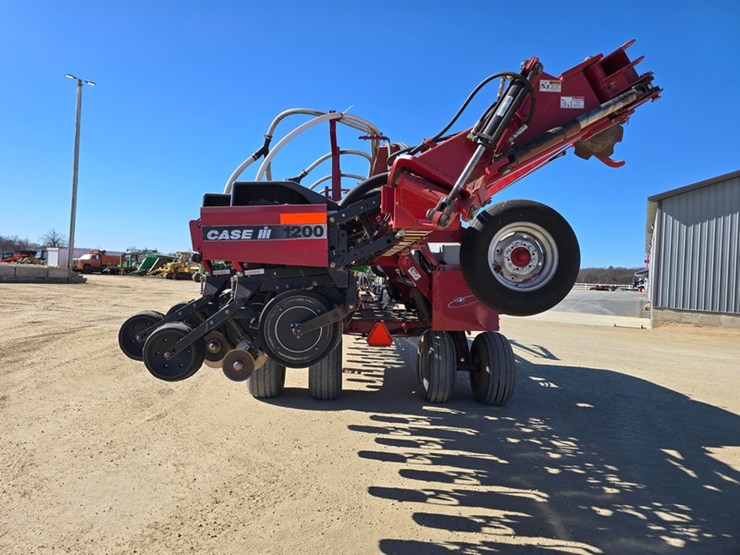 2007-case-ih-1200-image-4