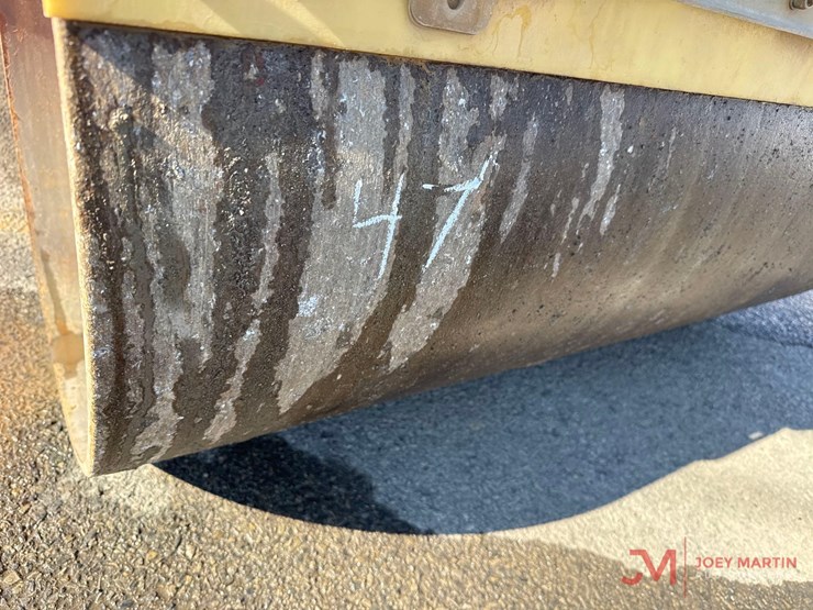 2010-hamm-hd12-image-26