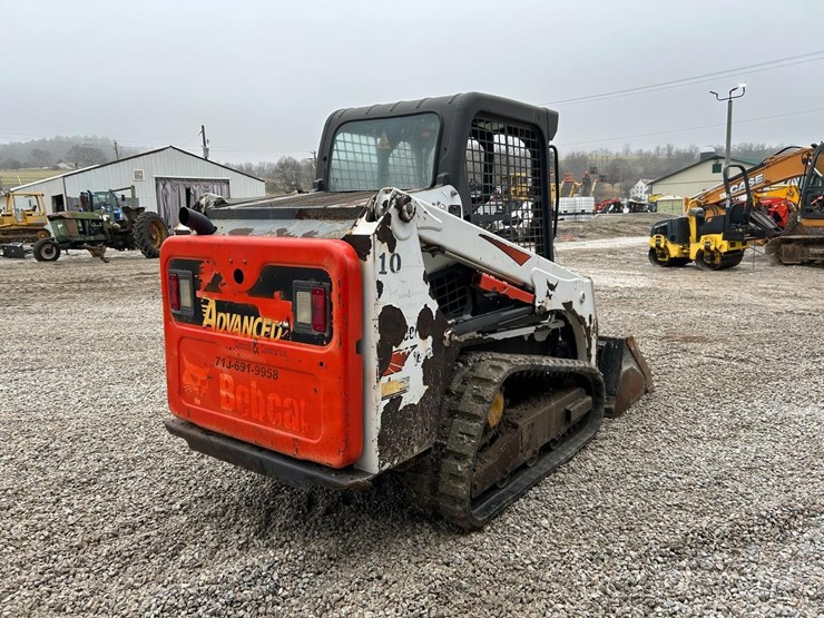 2017-bobcat-t450-image-4