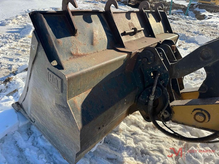 caterpillar-930g-image-9