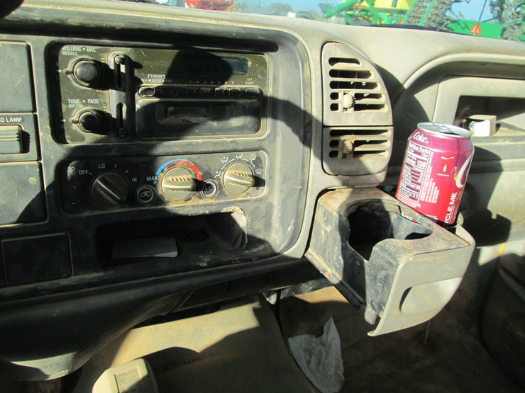 1998-gmc-2500-image-31