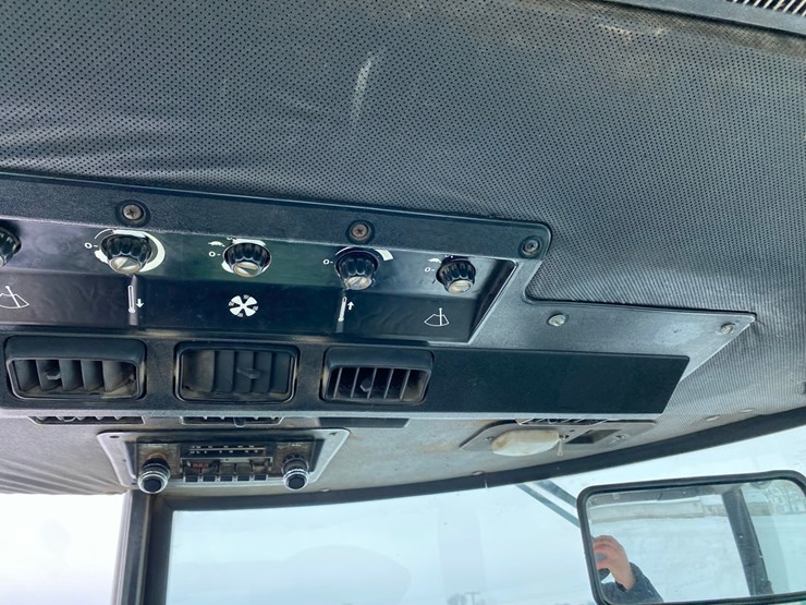 john-deere-4640-image-63