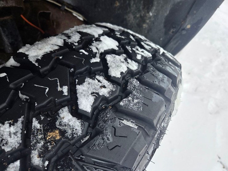 2004-chevrolet-2500-image-23