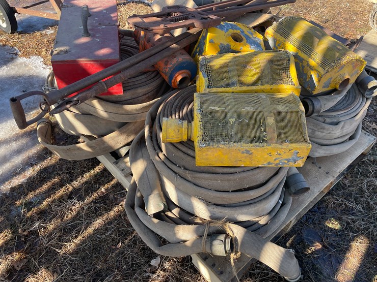 #13084-•-misc.-pallet-contents-image-1